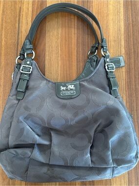 Coach Madison Maggie gray Signature Op Art Hobo Shoulder Bag purple Lining 18763